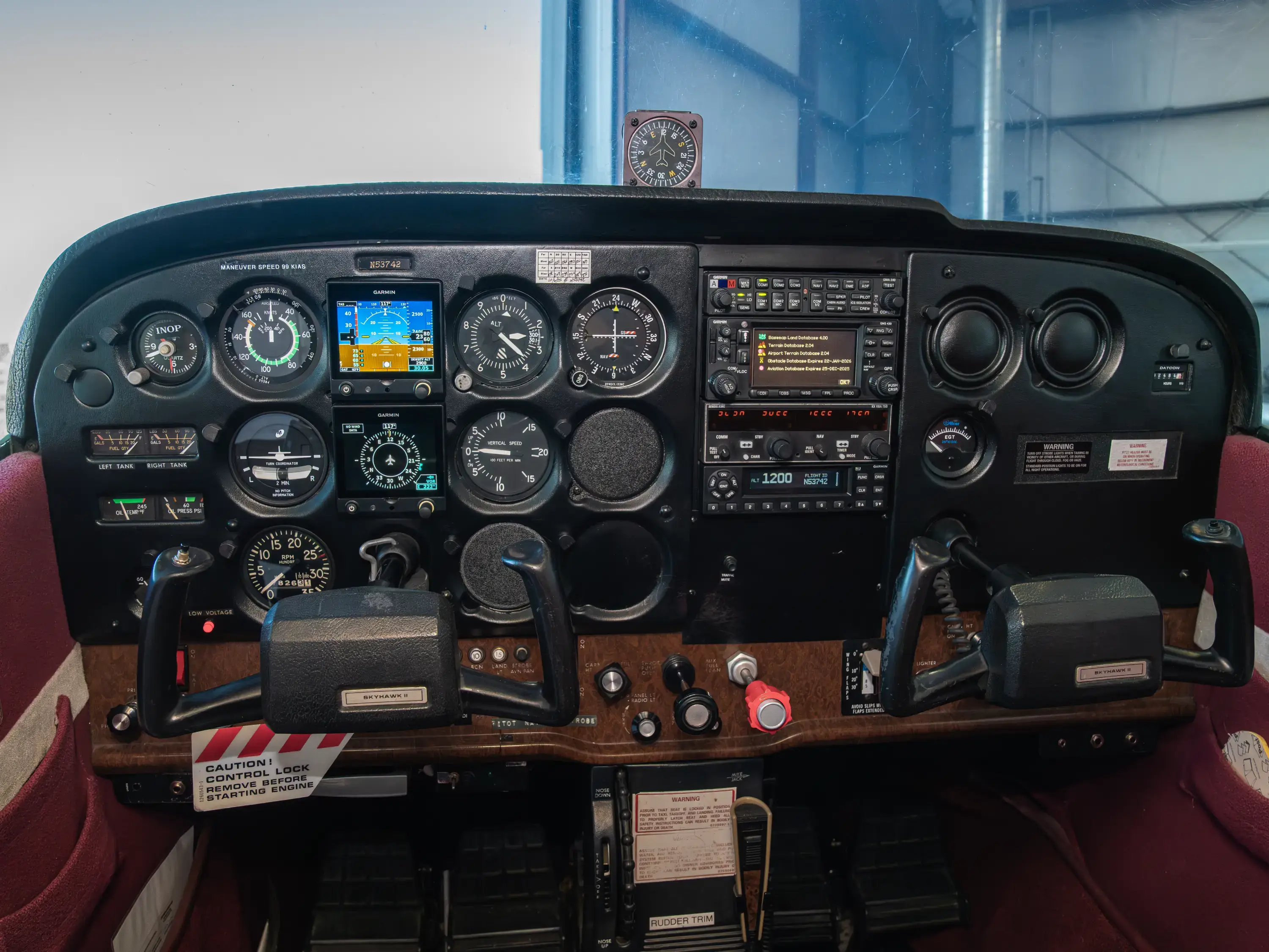 N53742's aircraft Garmin G5 Dual Electronic Panel at Lancaster California'